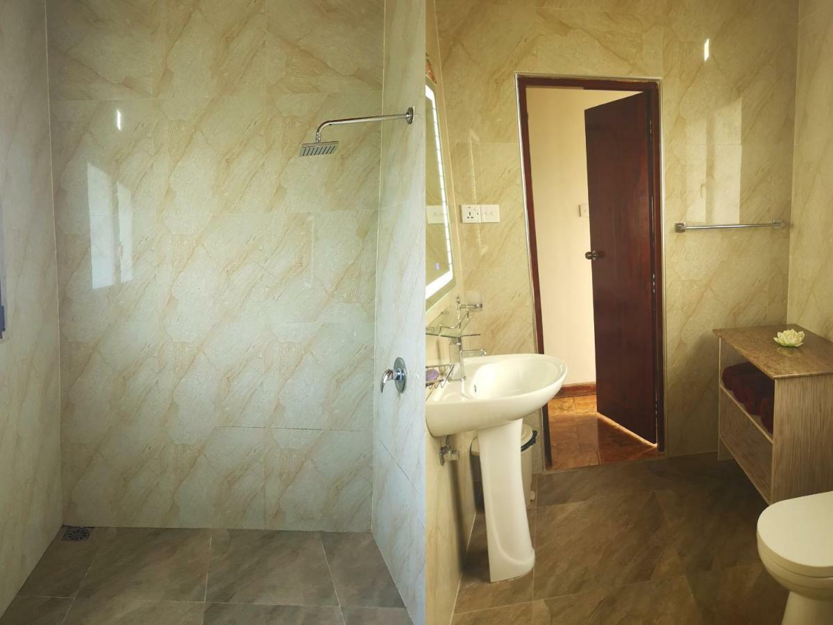 Tropical Beach House Hikkaduwa Dış mekan fotoğraf